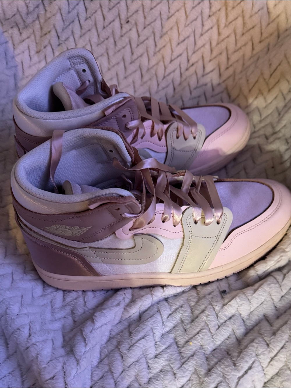 Air Jordan 1 High Method of Make Pink Oxford Women’s 11 Satin FZ8779-600